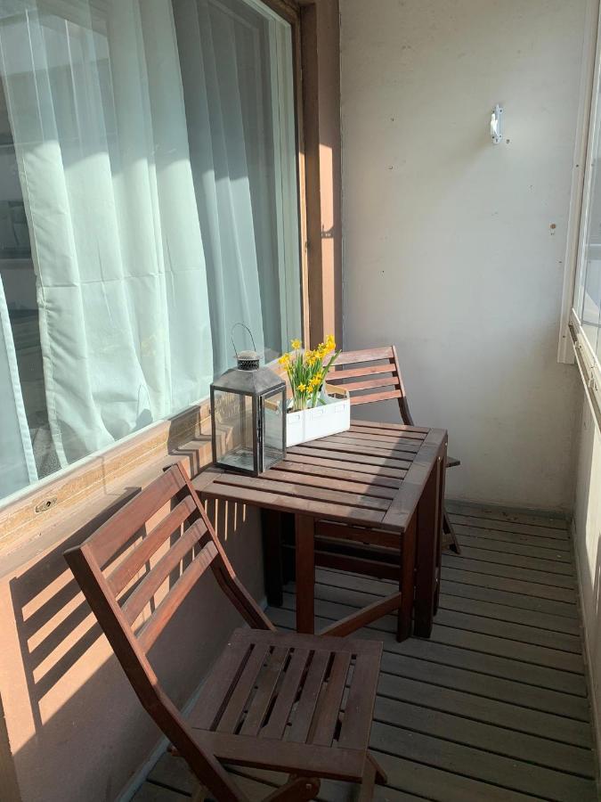 Pieni Kaksio Viihtyisaessae Martissa Turku Exterior foto